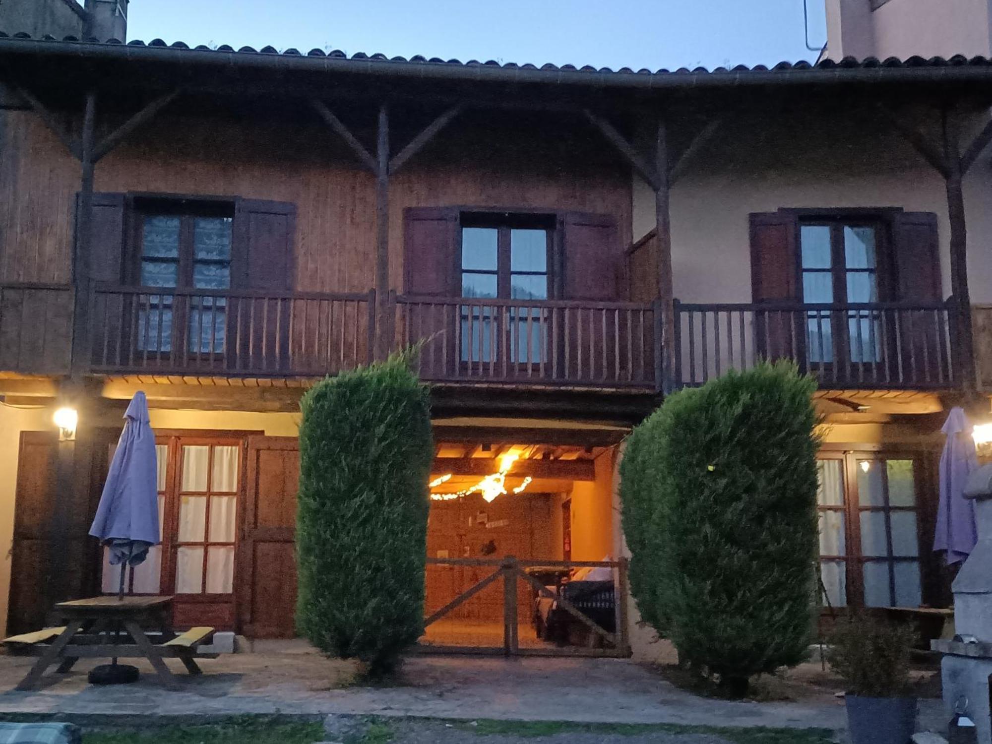 Le Rouge Robin Villa Fougax-et-Barrineuf Exteriör bild
