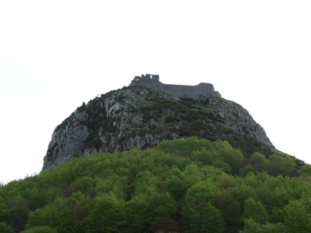 Le Rouge Robin Villa Fougax-et-Barrineuf Exteriör bild